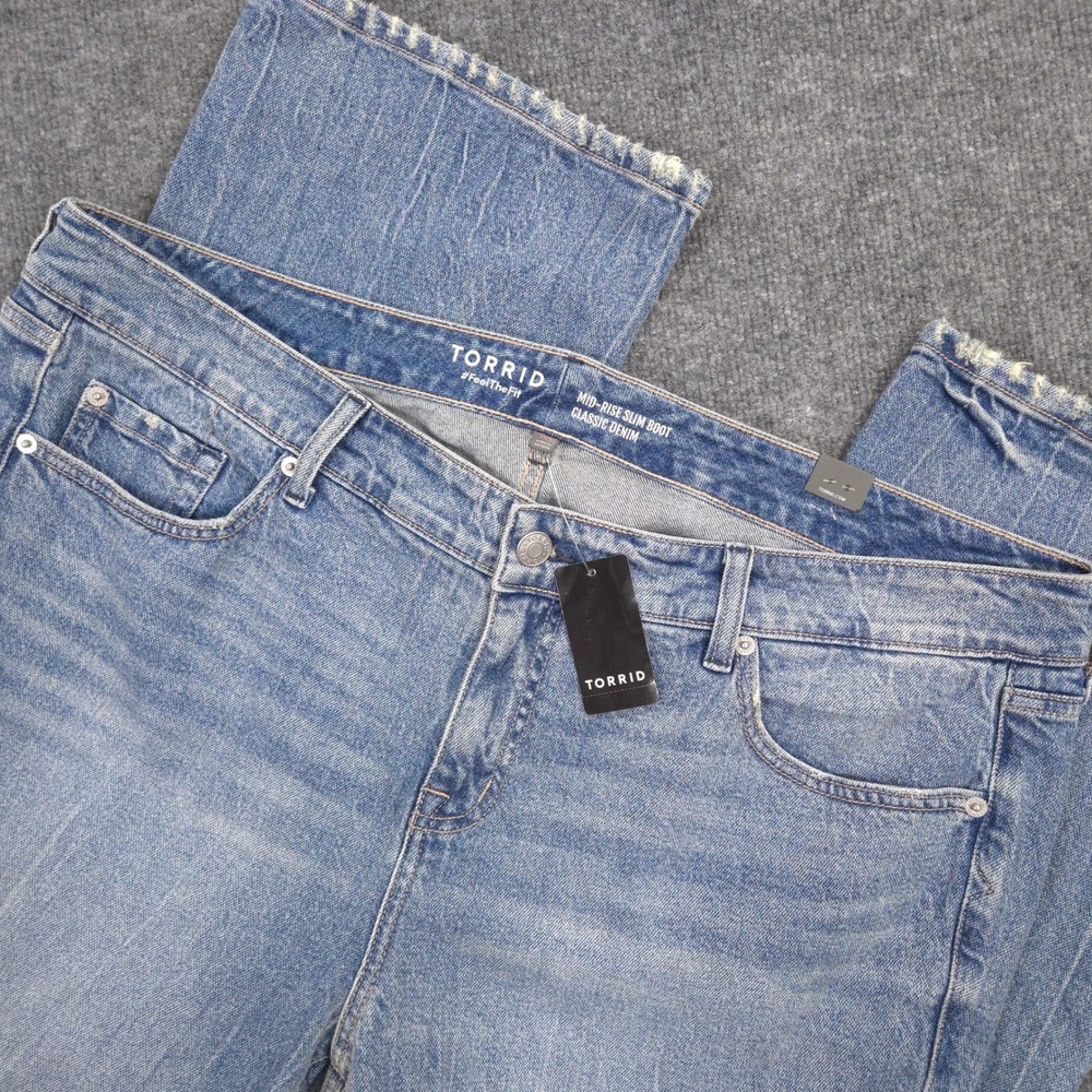 Torrid Jeans Womens 20 Short Blue Mid Rise Slim Bootcut Medium Wash Denim NEW